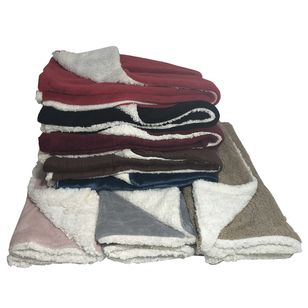 Kit com 3 ou 2 Mantas Cobertor com Sherpa Pet Para Cachorro e Gato Tamanho 90x70cm em Oferta na Shopee
