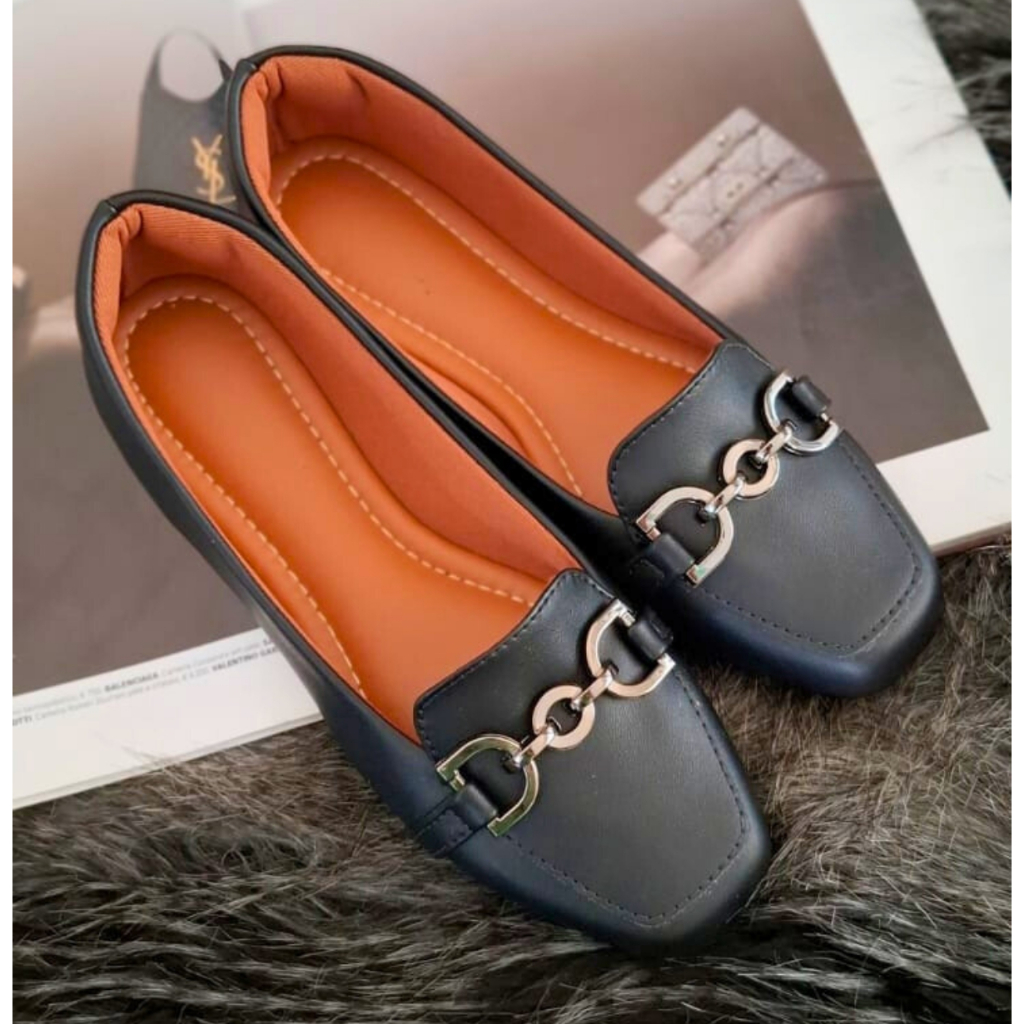 Sapatilha Bico Quadrado  Feminina Confortável Mocassim Casual Com Fivela