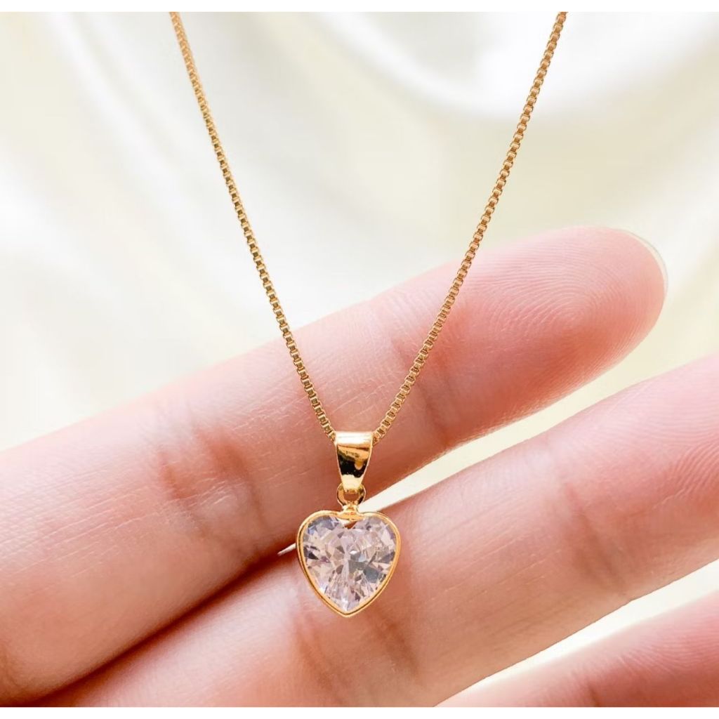 Colar Gargantilha Chockers Semijóias com Pingente Coração Zircônia Cristal Banhado a Ouro 18K -Folheado , Colar Feminino
