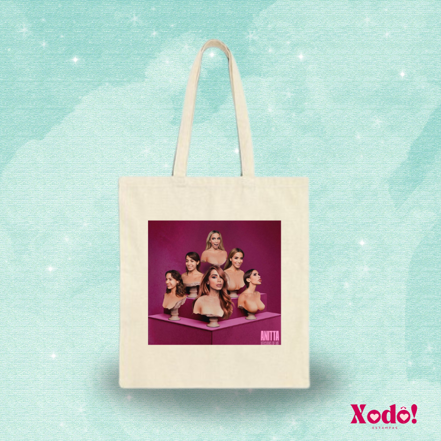 Bolsa Tote Ecobag Estampada Feminina Anitta Versions of Me em Algodão Cru Grande e Espaçosa