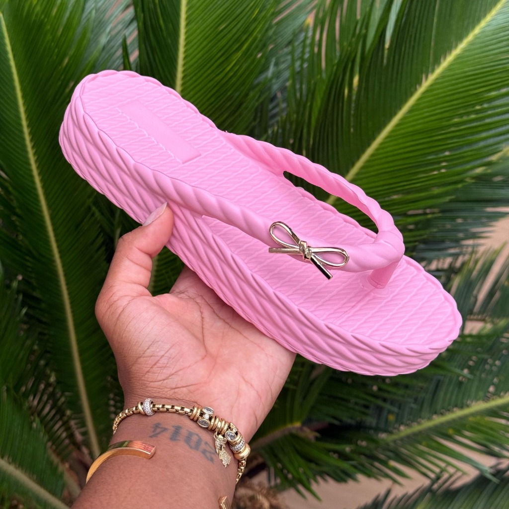 Chinelo Feminino EVA Injetado com Laço Nuvem - Qualidade e Estilo! em Oferta na Shopee