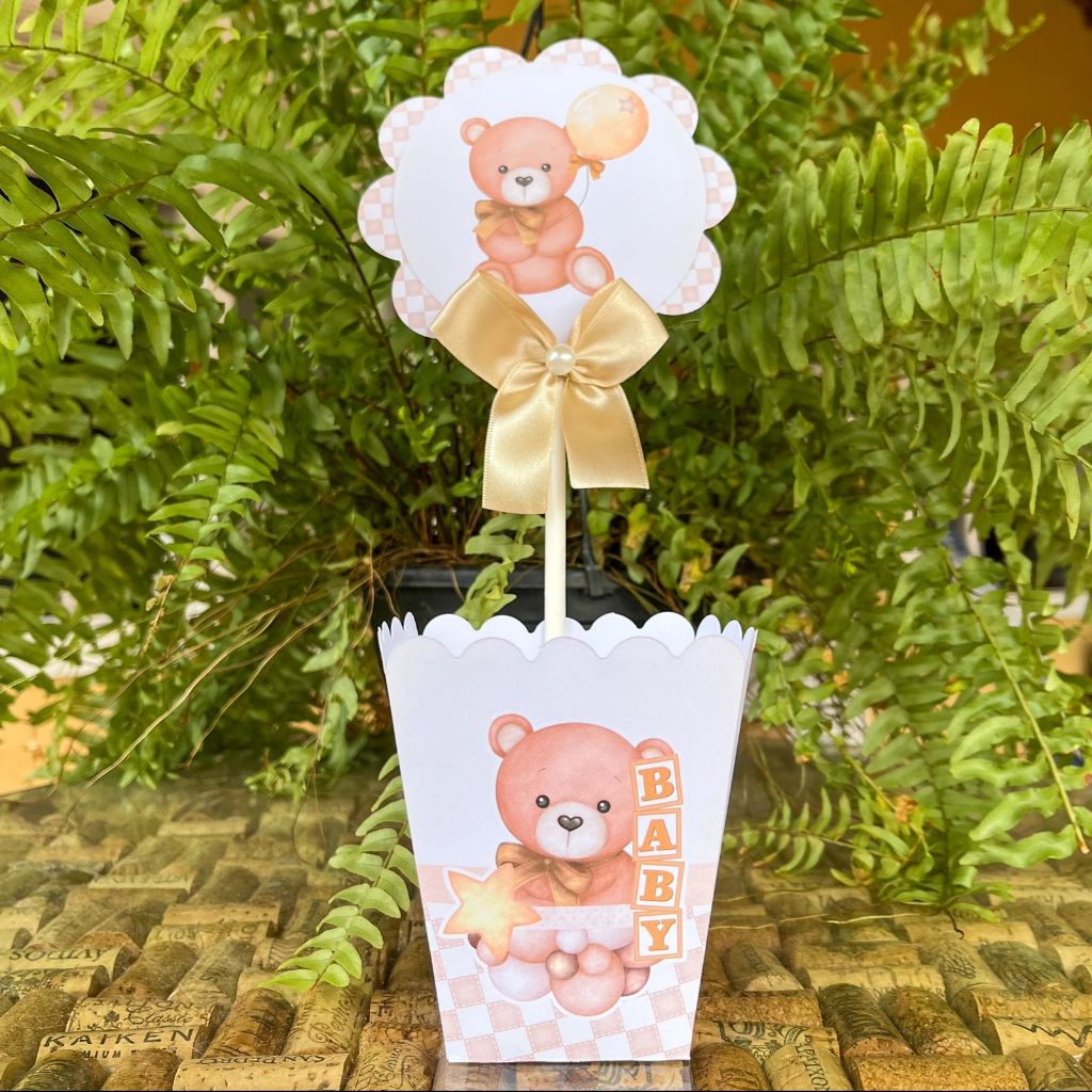 Centro de mesa cachepot ursinho bege e branco/enfeite de mesa/chá de bebê/ Chá revelação