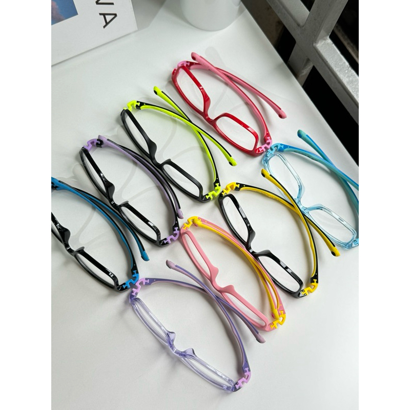 Armação de óculos para grau Infantil menina e menino / perna pode tirar e dobrável 52