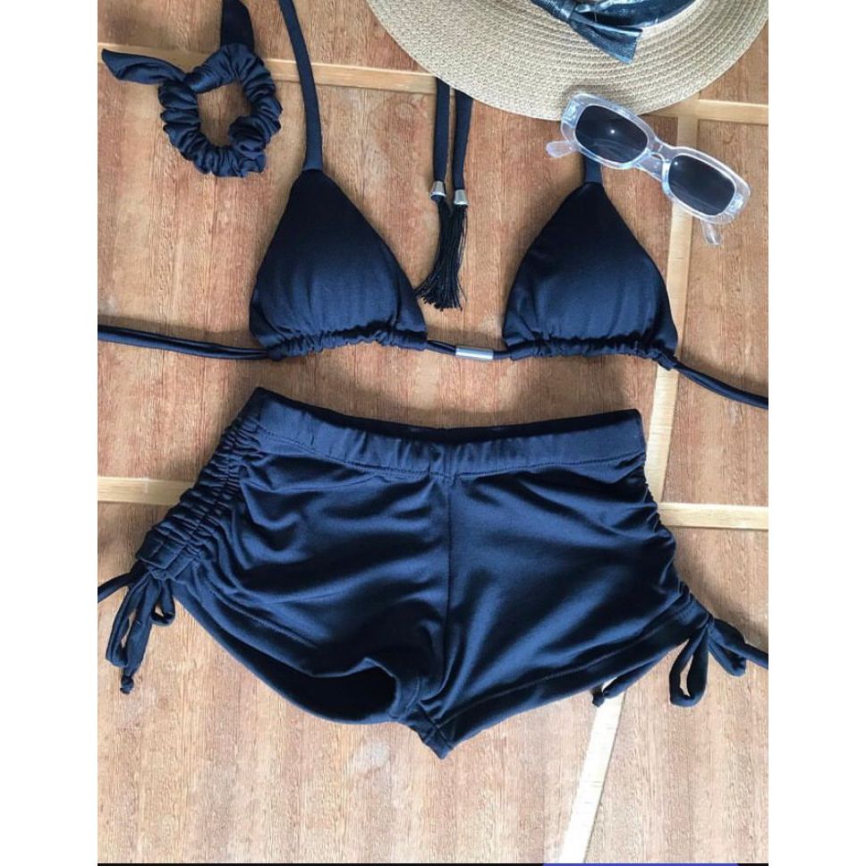 Biquíni cortininha com shortinho preto regulagem bojo removível