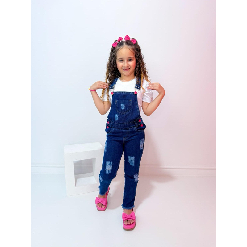 macacao calça botao rosa jeans infantil menina destroyd Blogueirinha Diva