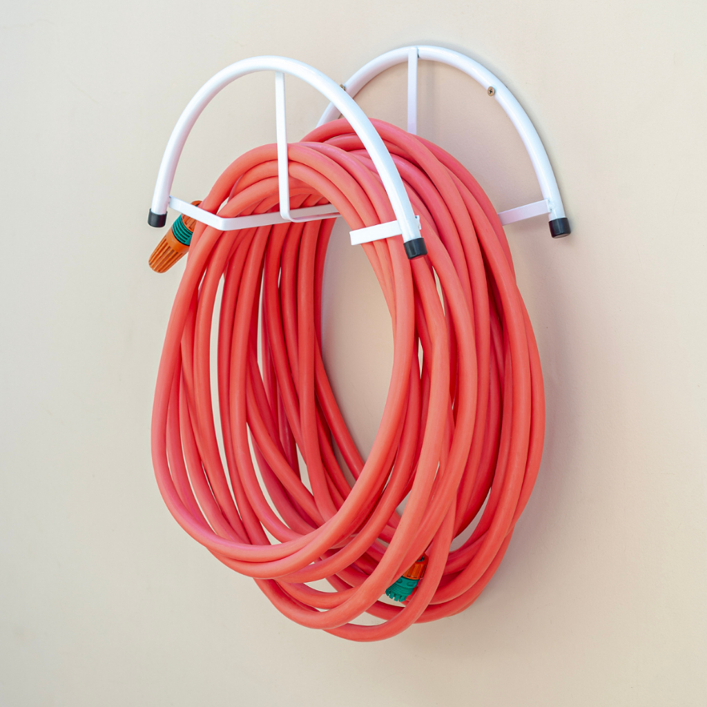 Suporte Mangueira Ferro 30 metros Jardim Reforçado Metal Meia Lua de Parede em Oferta na Shopee