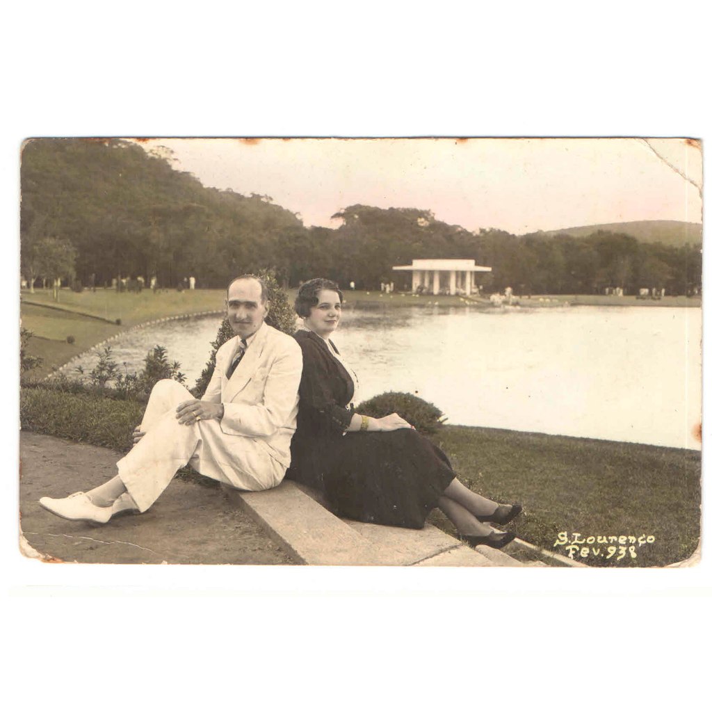 Cartão Postal de São Lourenço datado de 1938 - casal