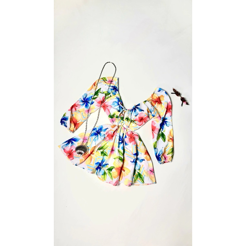 Macaquinho feminino Curto estampado Farm verão carnaval