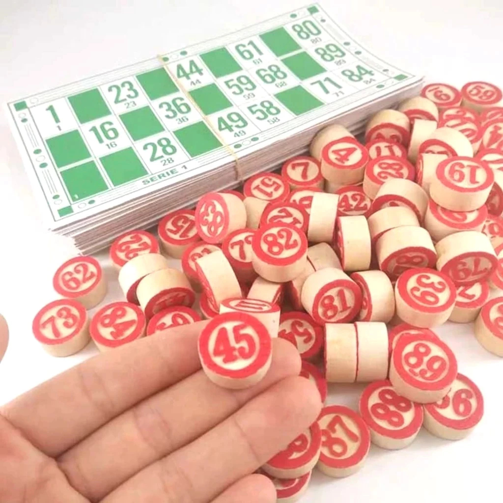 Jogo De Bingo com 90 Pedras Em Madeira 48 Cartelas numeradas Jogo De (900200) Bingo 9O Pedras De Madeira E 48 Cartelas