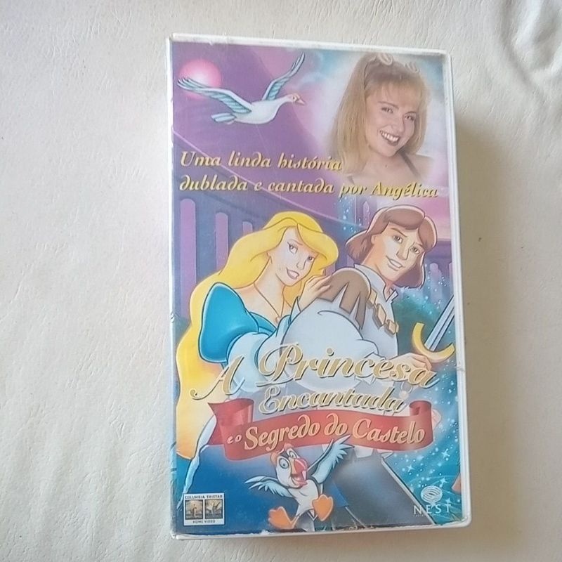 fita de vídeo vhs a princesa encantada e o segredo do castelo dublado por Angélica.