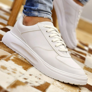 Tênis Casual Masculino Sneaker Branco Minimalista Com Design Urbano Moderno