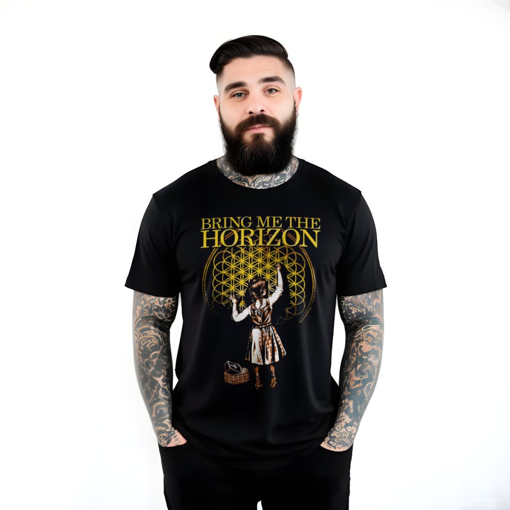 Camiseta Bring Me The Horizon  Gola Redonda em Silkscreen Bomber 100% Algodão