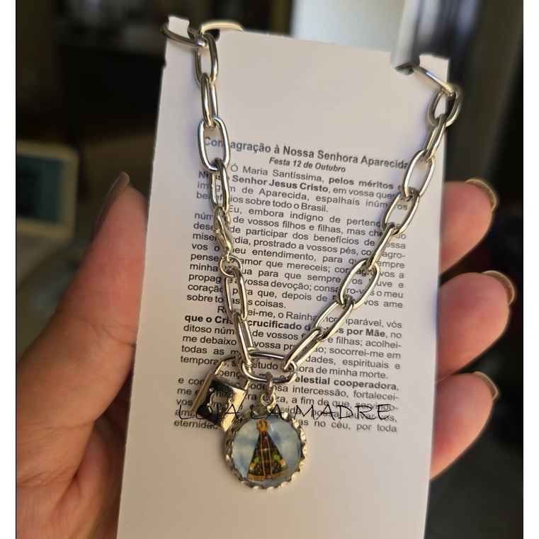 Pulseira Cadeia de Consagração com medalha resinada de Nossa Senhora de Aparecida em inox
