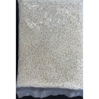 Meia Pérola 4mm - Cor Creme - Embalagem com 500 Gramas - Aproximadamente - 30.000 Pérolas em Oferta na Shopee