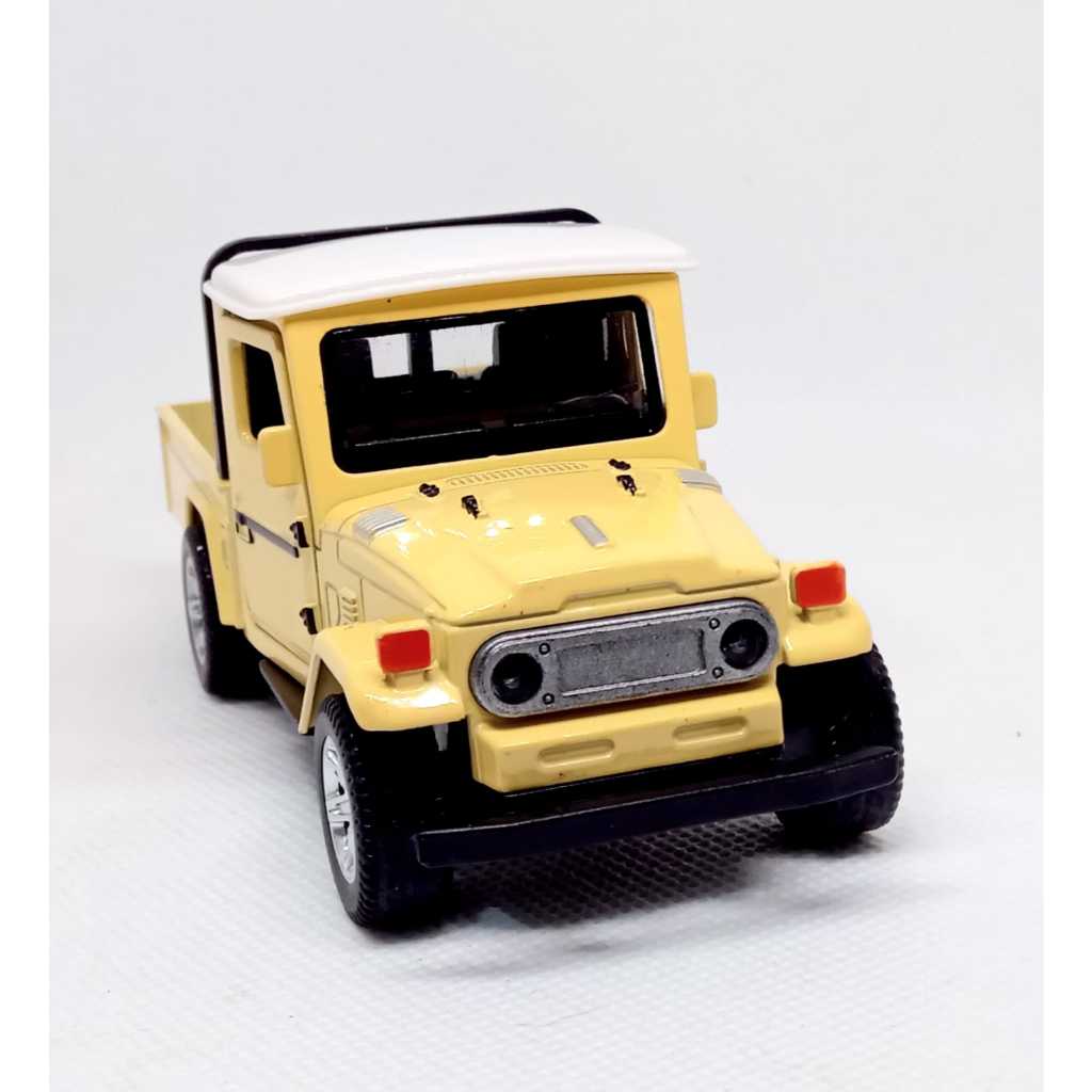 Miniatura Toyota Bandeirante Pick Up 1:36 metal Diecast colecionável