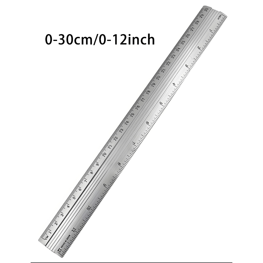 Régua De Metal Medidas Em Centímetros E Milímetros