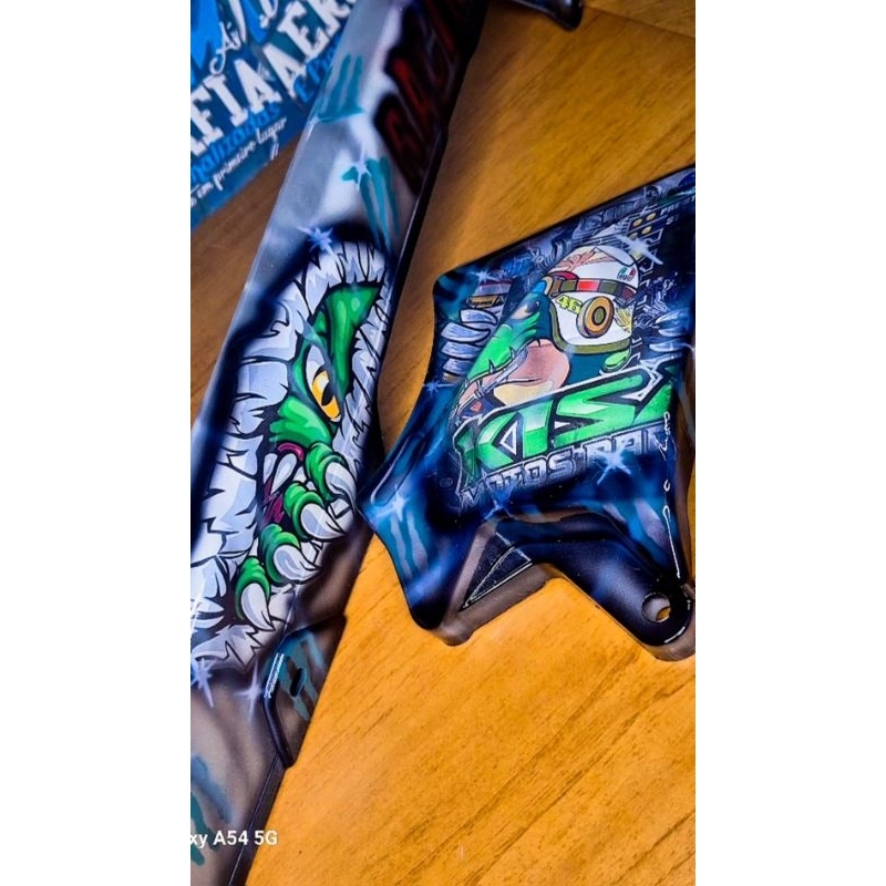 Kit Protetor de Corrente + Tampa de Pinhão Da Cg 150cc Titan Graffitado Crocodilo Raivoso