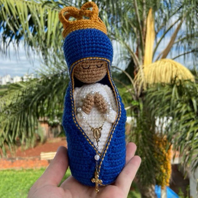 Amigurumi Nossa Senhora personalizado santinha