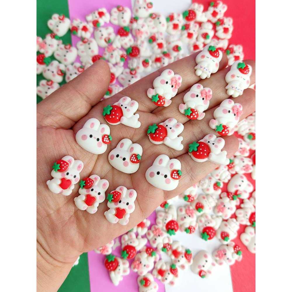 Aplique de páscoa coelhinhas com morango em resina 25 peças