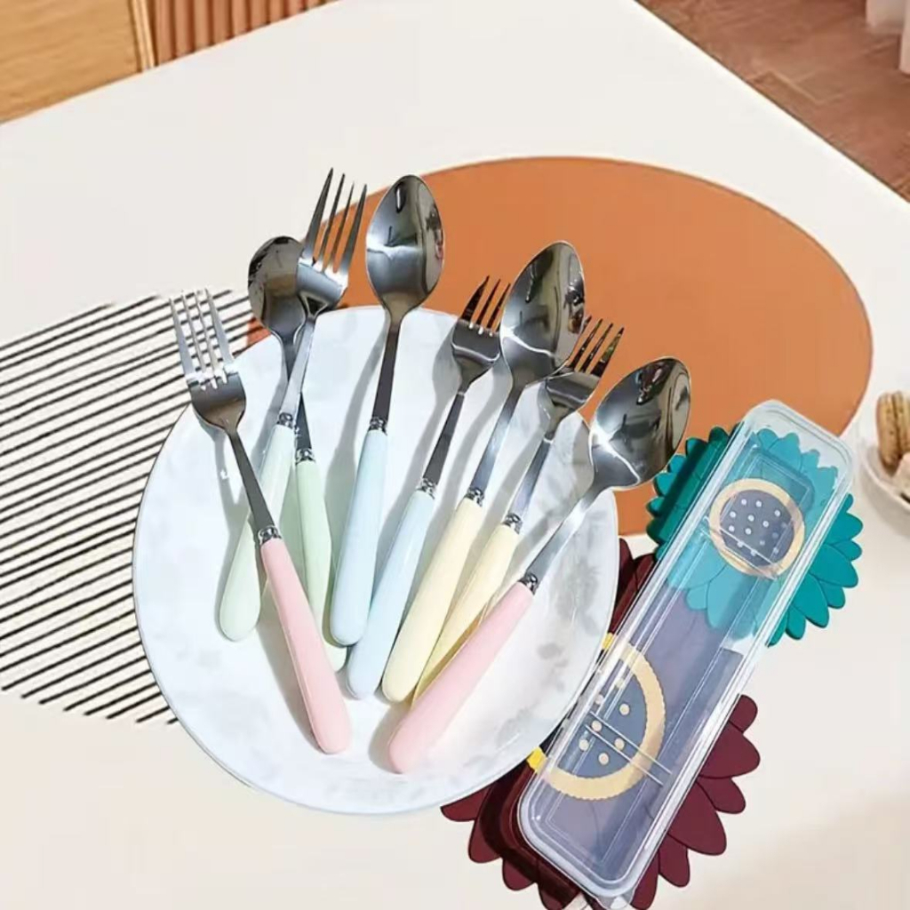 Conjunto Talheres De Aço Inoxidável Com Recipiente para Guardar Garfo/Colher/Faca em Oferta na Shopee