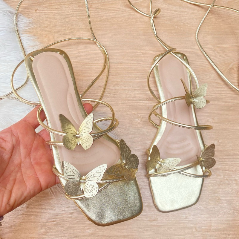 Sandália Feminina Rasteira de Amarrar na Perna com Detalhes de Borboleta Estilo Único Look Perfeito
