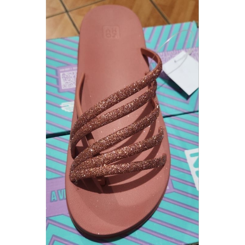 Papete Feminina Slide Zaxy Feel Sandália Zaxy Brilho Conforto Estilo.