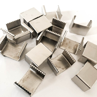 Chapa dentada para fechamento de cordão cracha chaveiro - tamanhos - 100 unidades em Oferta na Shopee