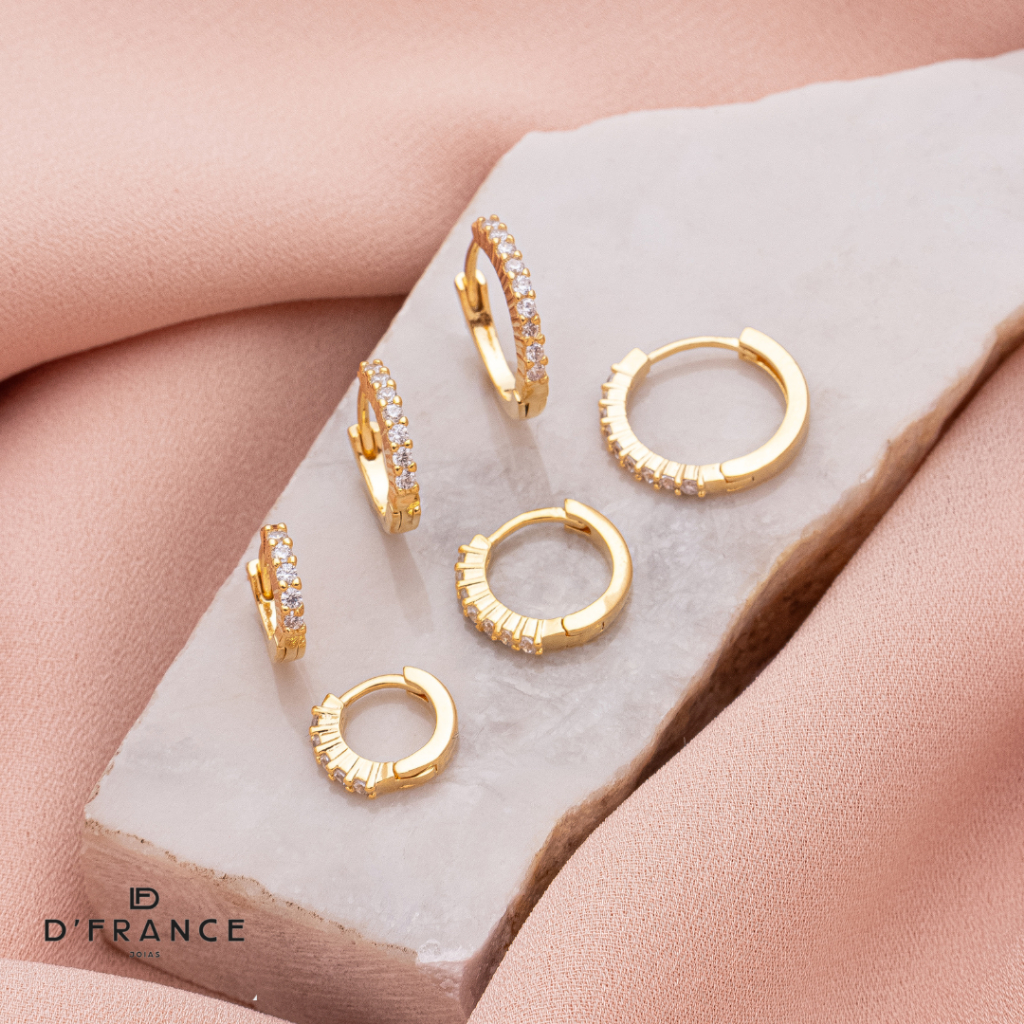 Trio Feminino Argolas Cravejadas com Zircônia Importada Folheado a Ouro 18K em Oferta na Shopee