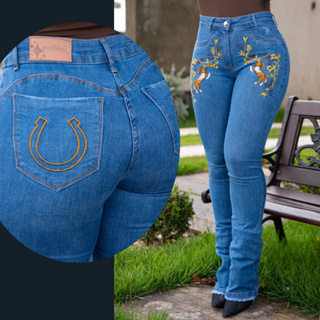 Calça Jeans Feminina Country Flare Boca De Sino Boiadeira Com Elastano Lycra Empina Bumbum