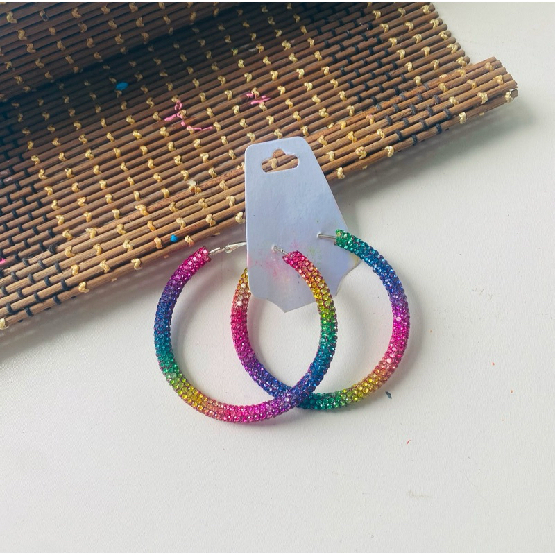 brinco argola metalizado colorido carnaval bloquinho em Oferta na Shopee