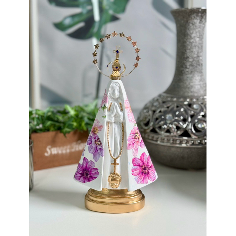 nossa senhora aparecida 20cm lilas coroa resplendor folheado detalhes dourado gesso