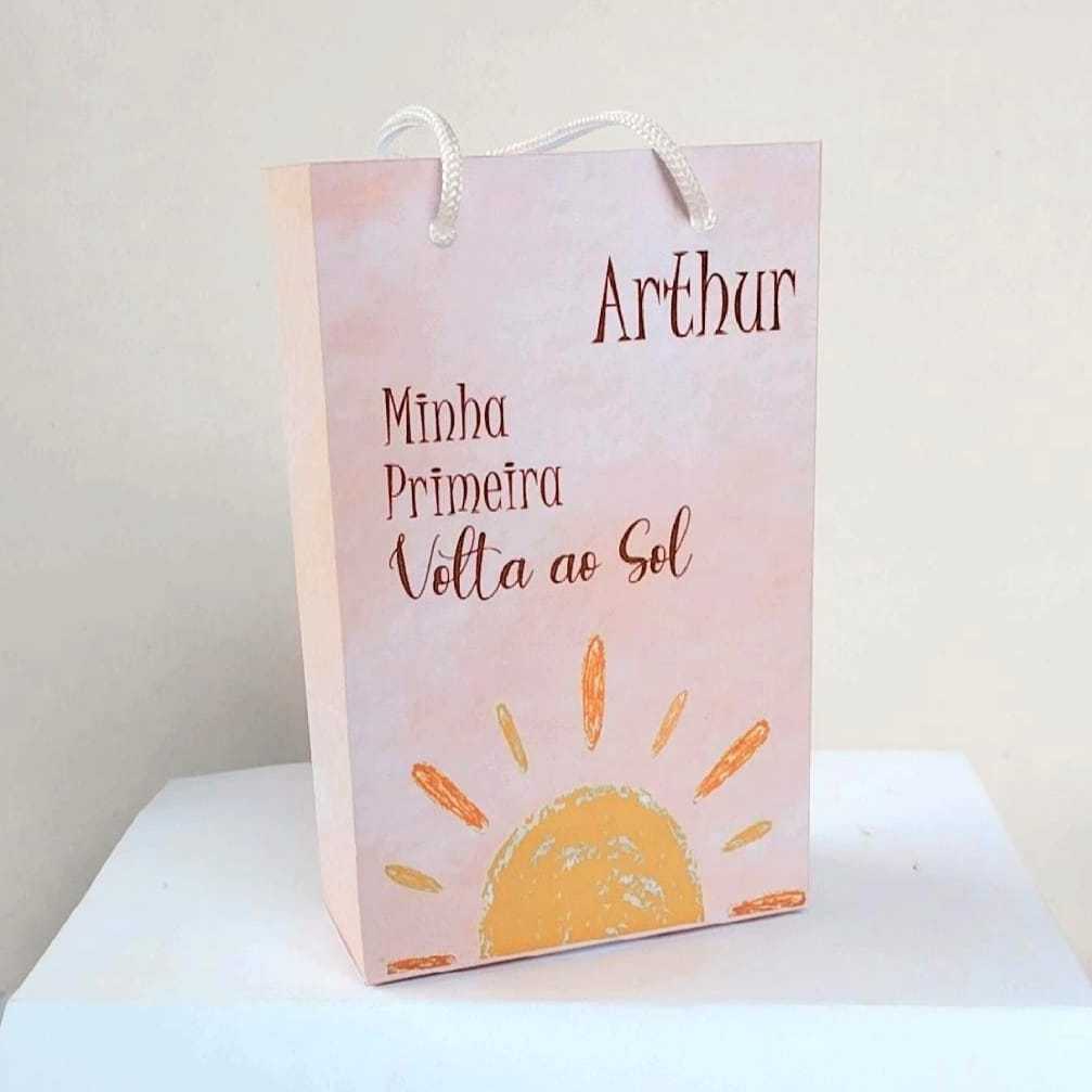 Kit Sacolinha Surpresa Festa Infantil Personalizado PRIMEIRA VOLTA AO SOL | Lembrancinhas | Aniversário | PEGUE E MONTE
