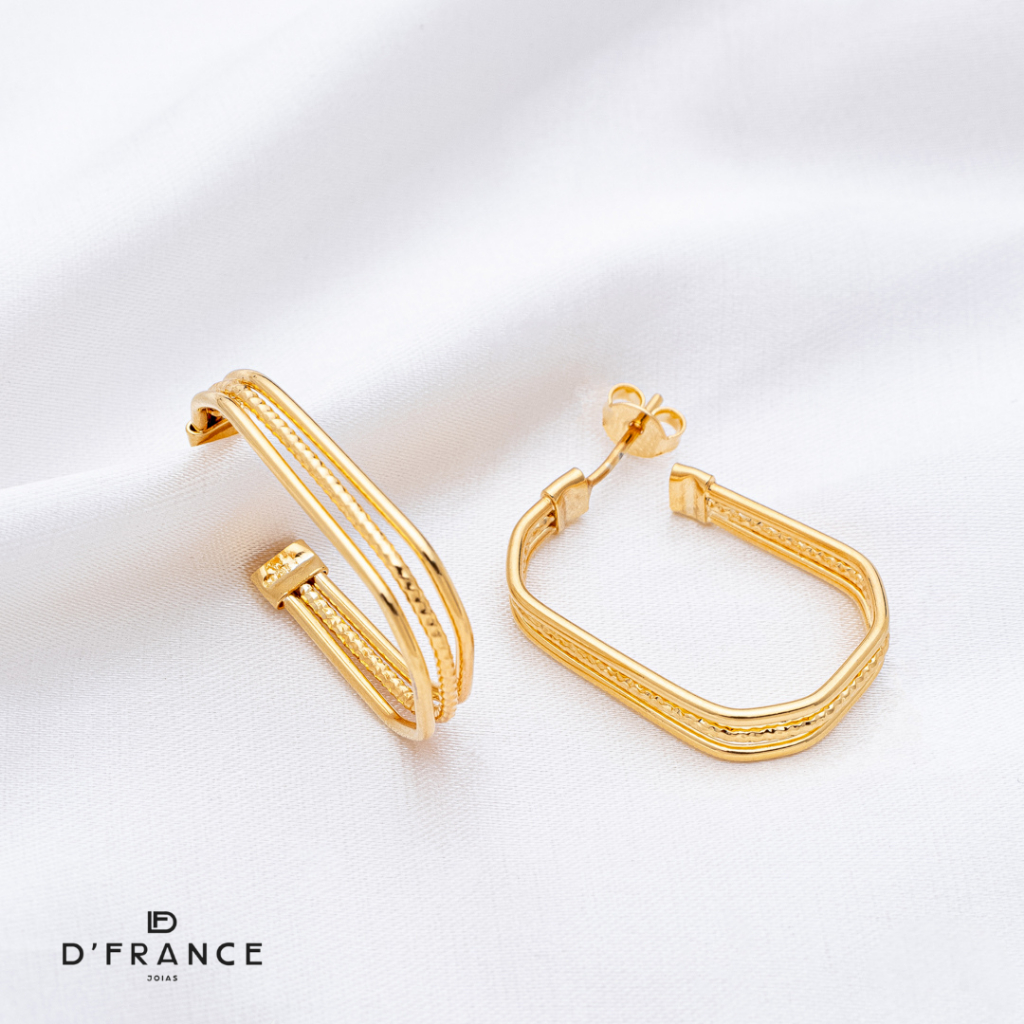 Brinco Argola Quadrada Com Três Fios Banhado a Ouro 18K - Banhado a Ouro 18K