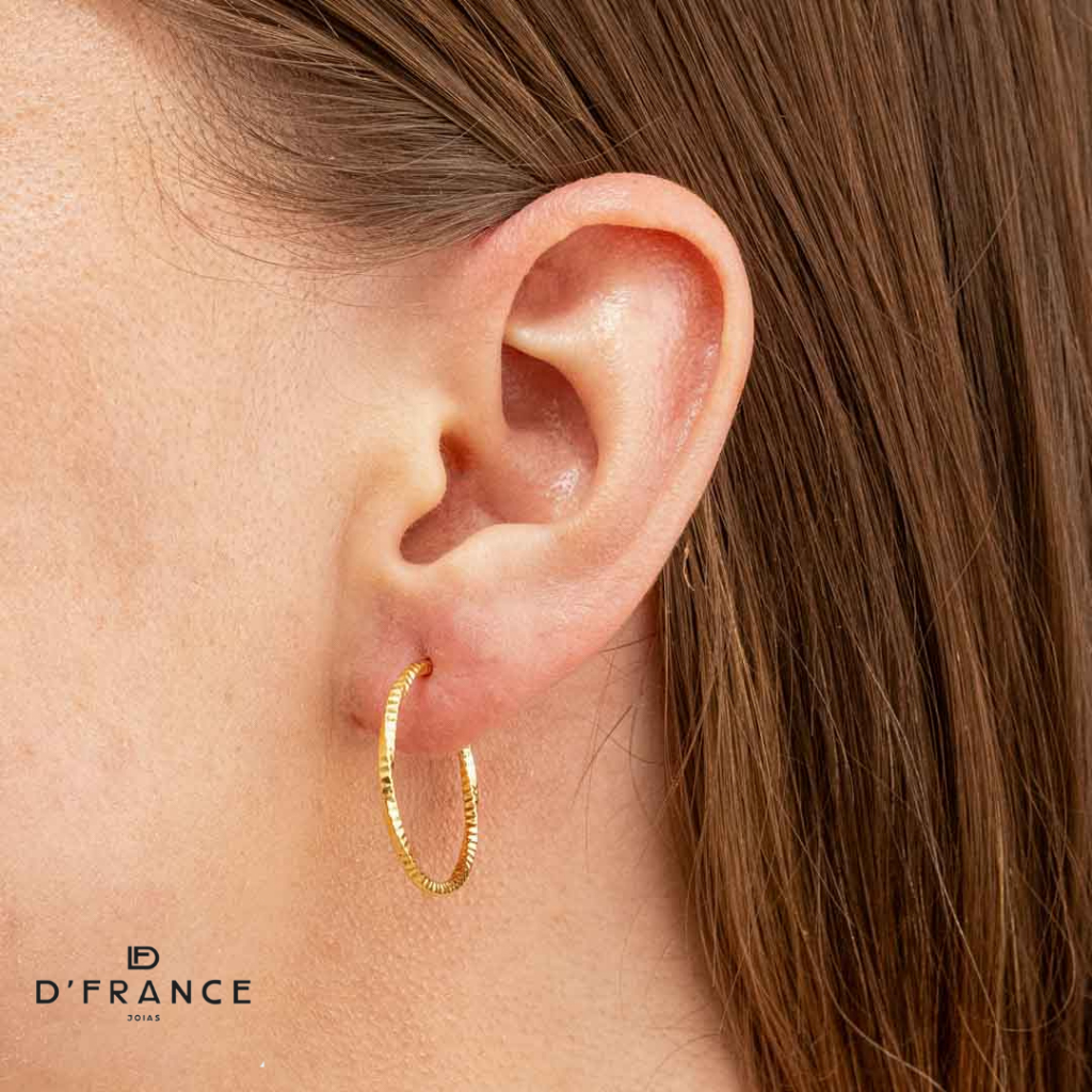 Brinco Argola Feminina  Diamantada Folheada a Ouro 18K em Oferta na Shopee