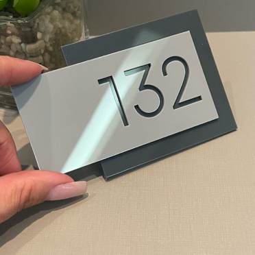 Placa de Acrílico Numero Porta Apartamentos Escritório Salas em Oferta na Shopee