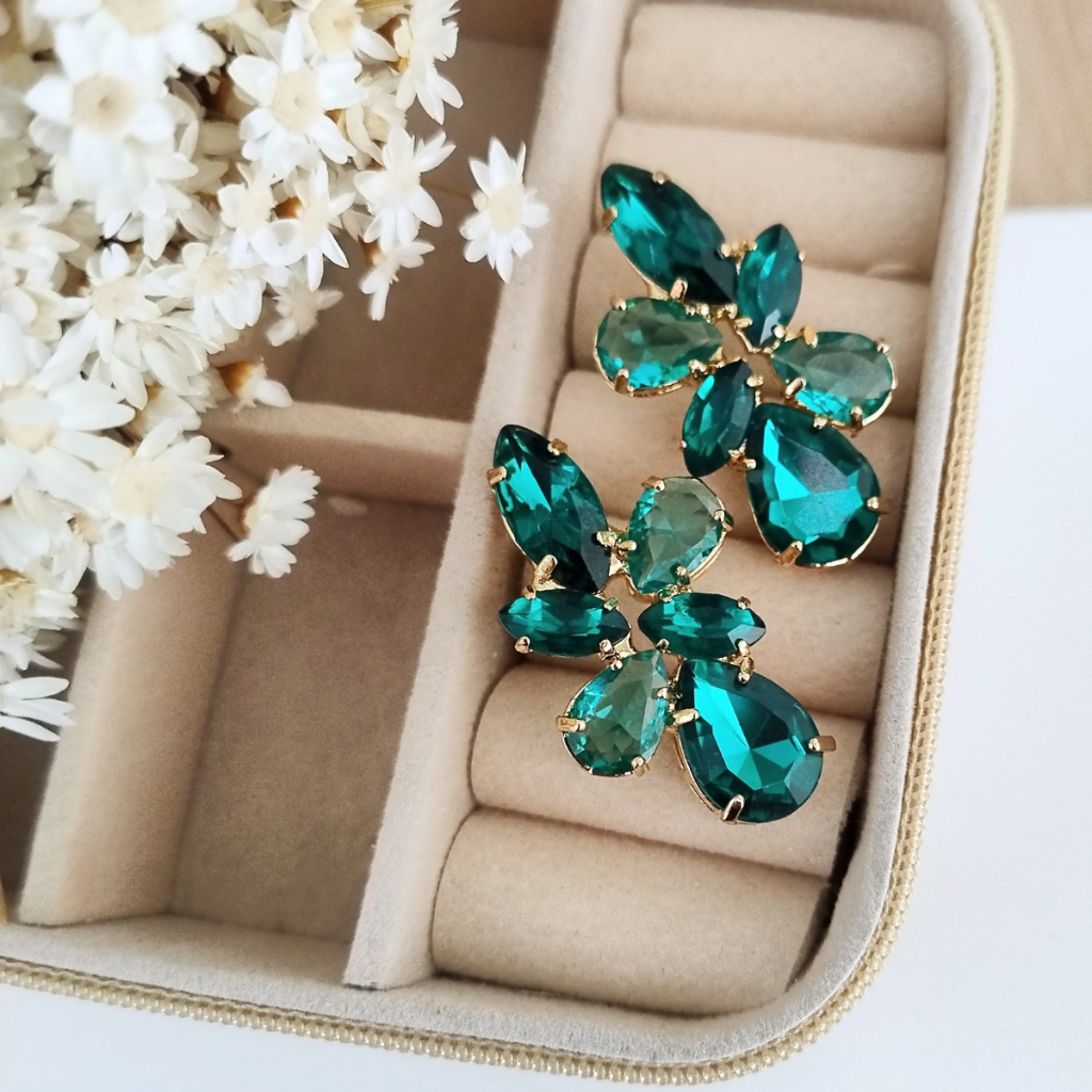 Brinco Pedraria e Zircônia Naves New em Oferta na Shopee