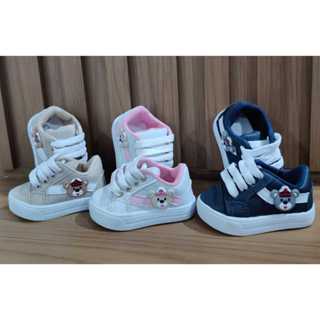 Tênis infantil de bebe bege azul ou rosa com detalhe branco enfeite urso marinheiro estiloso casual menino ou menina em Oferta na Shopee