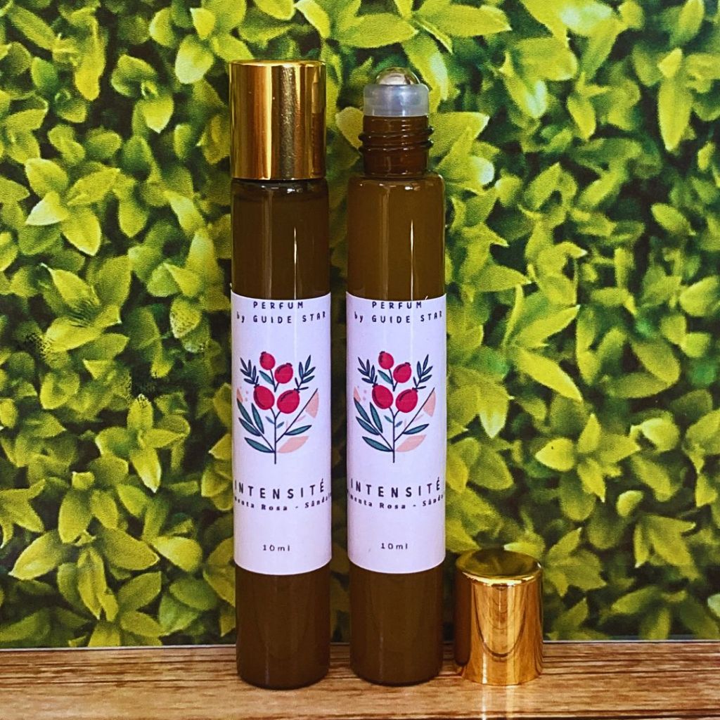 Perfume Único: Pimenta Rosa e Sândalo - Perfume marcanta para mulheres poderosas - ENVIO IMEDIATO