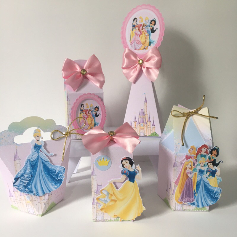Kit festa 30  Lembrancinhas Personalizadas -  Princesas - Caixinhas Personalizadas