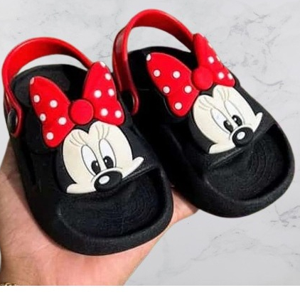 PAPETES NUVEM SANDALIA MENINAS DELICADAS PERSONAGENS ANTIADERENTE E CONFORTAVEL