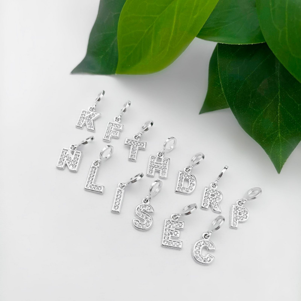 Berloque Letra Inicial Prata 925 Legítima Pingente Cravejado Zircônia Charm Feminino Luxo Original