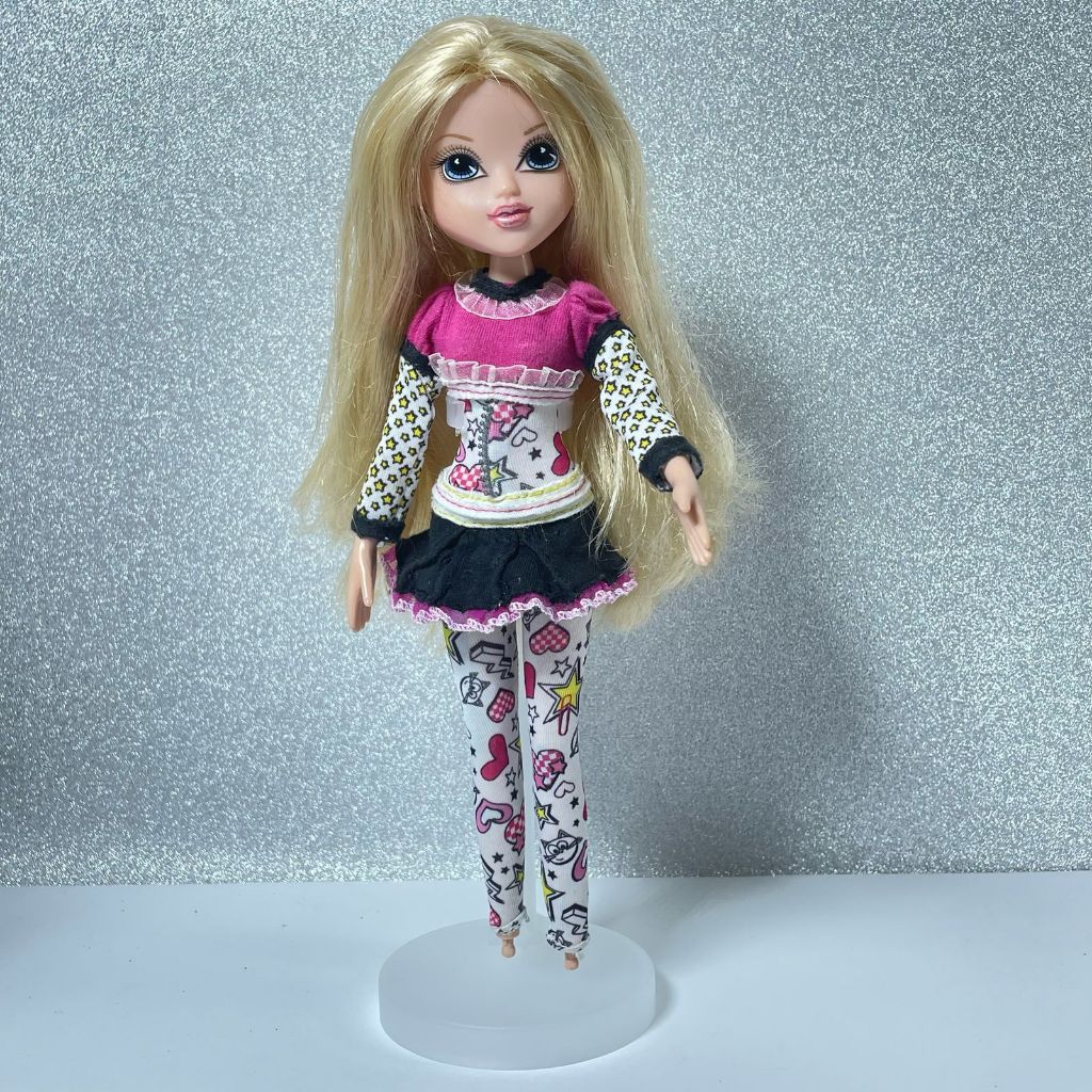 Boneca Bratz Moxie Girlz 2009 Avery Original