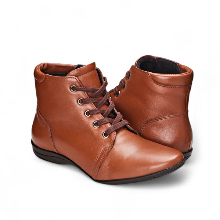 Bota Coturno Couro Legítimo SB Shoes Flat Cano Curto com Cadarço Confortável Caramelo e Preto em Oferta na Shopee