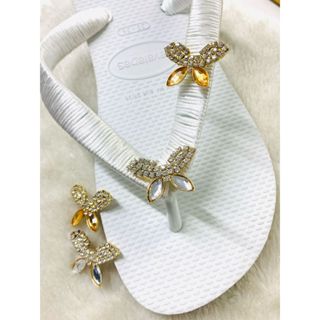 Par de Piercings de Borboleta com Pedras Oktant – Elegância e Conforto! em Oferta na Shopee