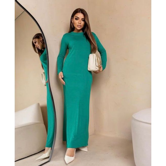 vestido de moletinho,manga longa com fendas laterais..... em Oferta na Shopee