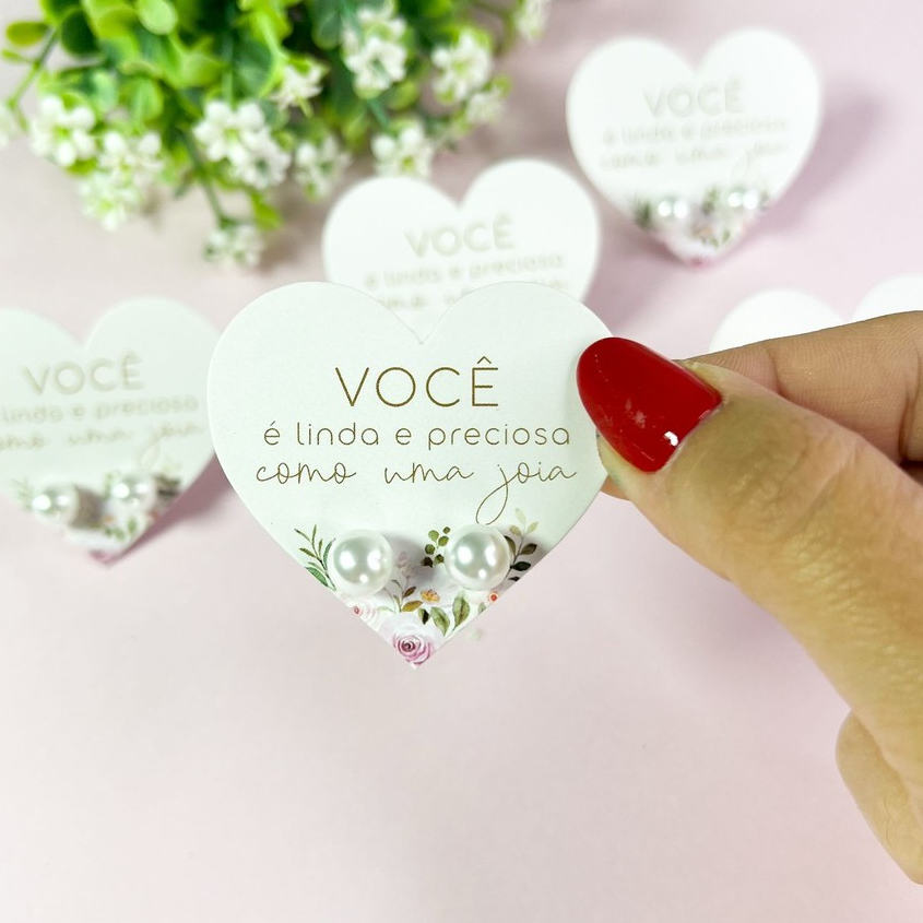 Kit 25 ate 125 Mini Tags Formato de Coração com Brincos de Perola Mimo Brinde para CLiente 4x5cm Pronta entrega