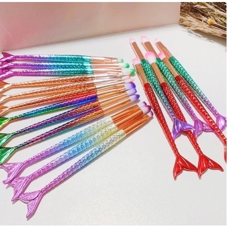 Conjunto de 4 pincéis sereia para sobras de sombra em pó Blush Contour