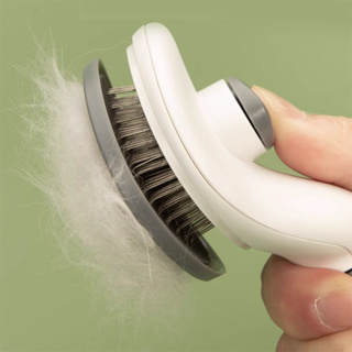 Escova Pente Plástico Ferro Para Pentear e Remover Tirar Pelos Dos Pets Cães E Gatos em Oferta na Shopee