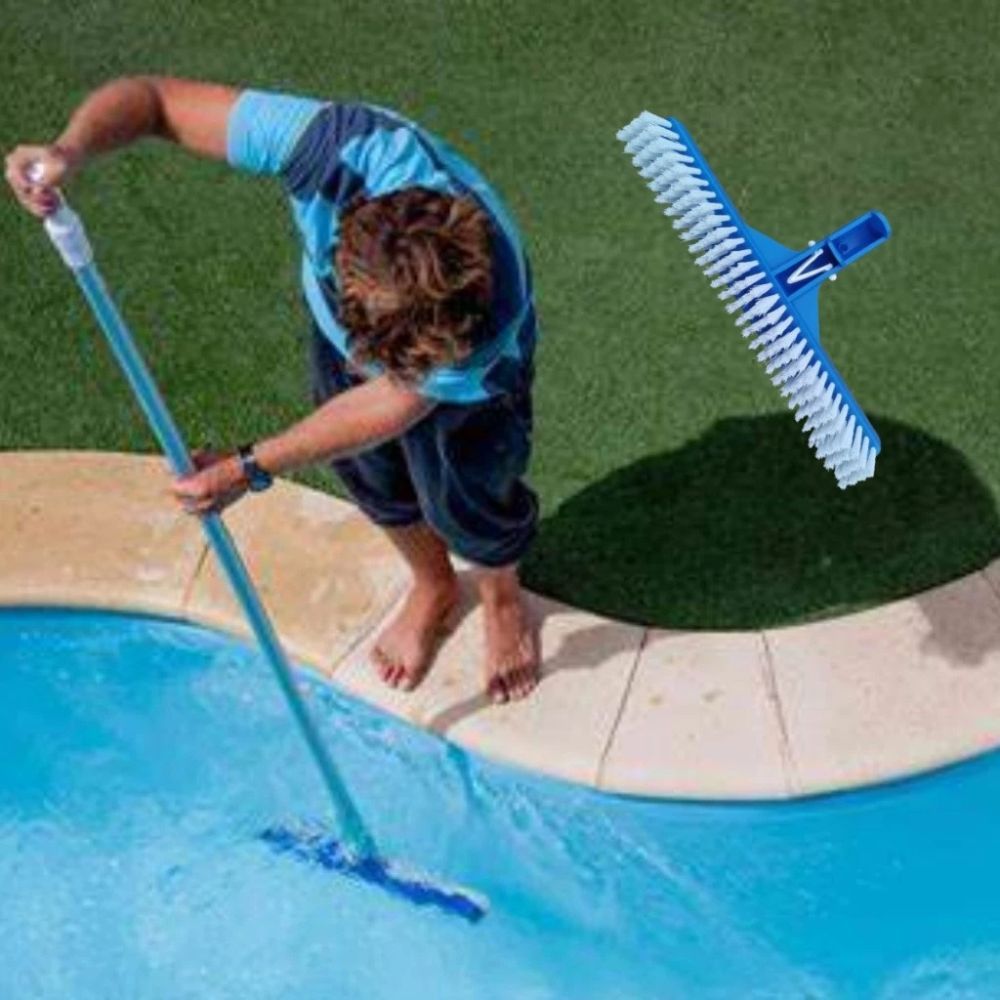 Escova para Piscina Reta com Cerdas de Nylon Remove Sujeiras Algas e Detritos Fabricada em ABS