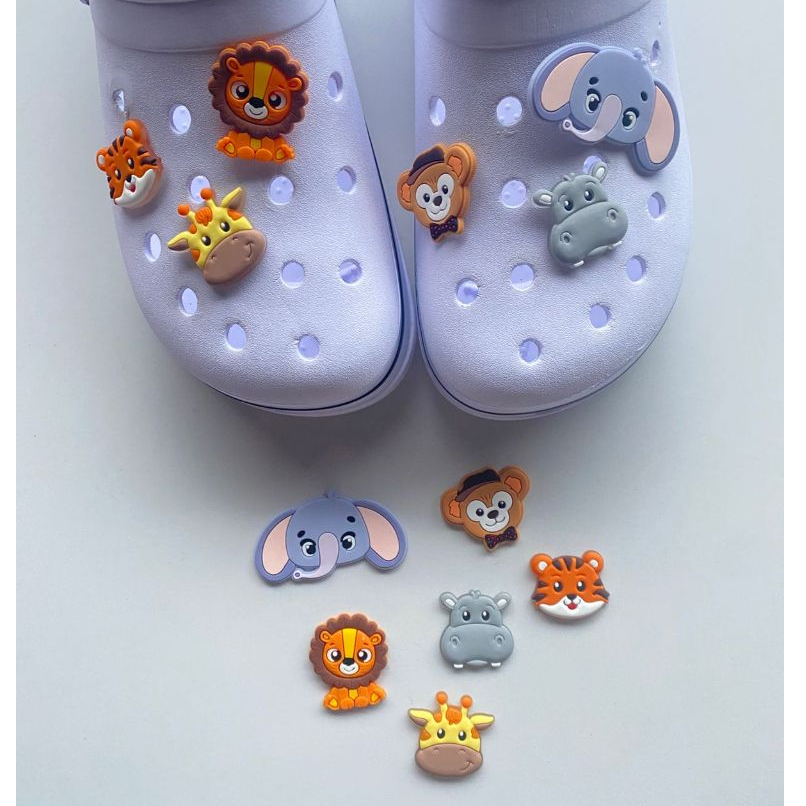 04  a 6 Pins/Bottons Emborrachados Para Babuche - Bichinhos Safari em Oferta na Shopee